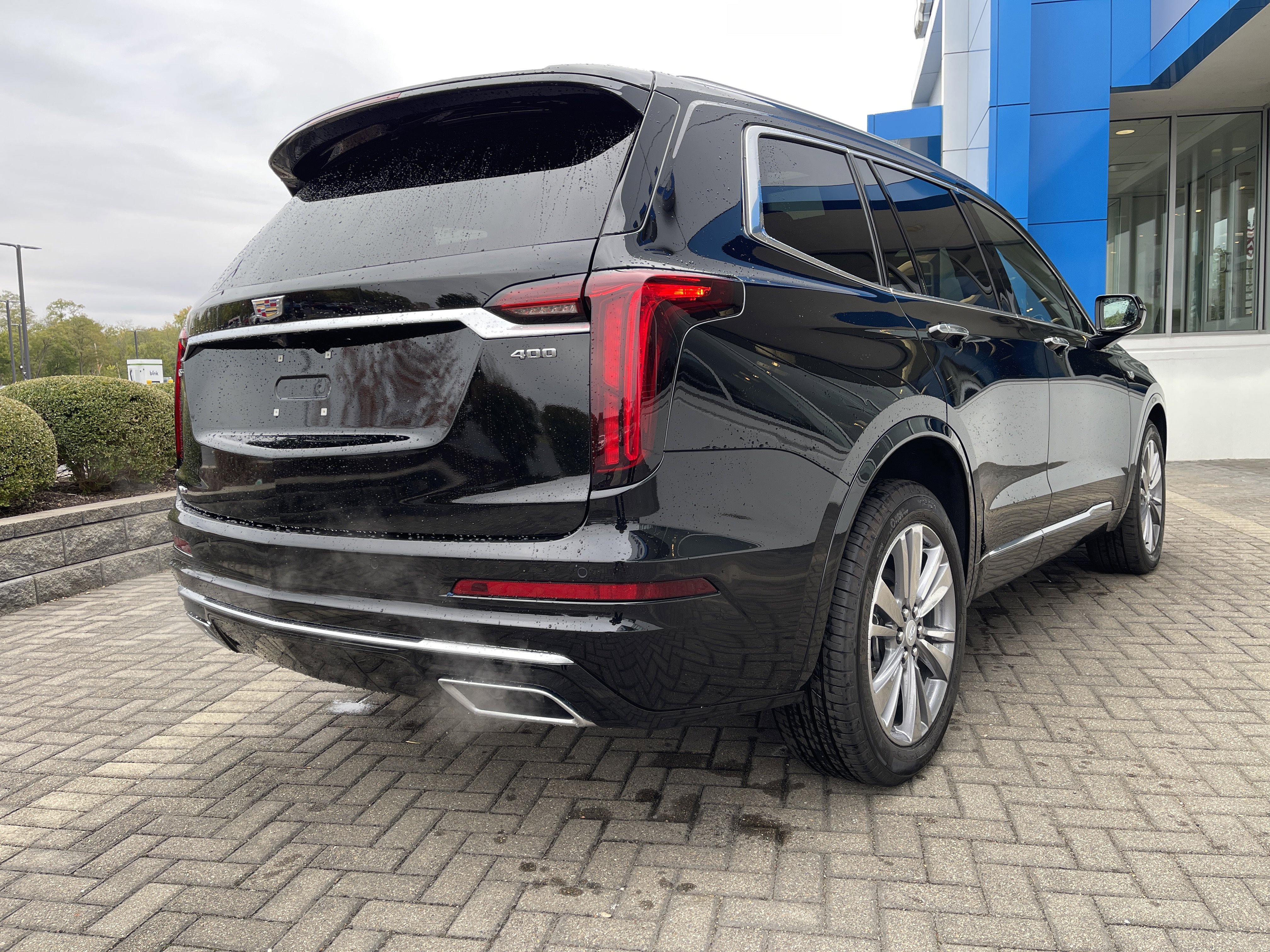 Used 2025 Cadillac XT6 Premium Luxury image 5