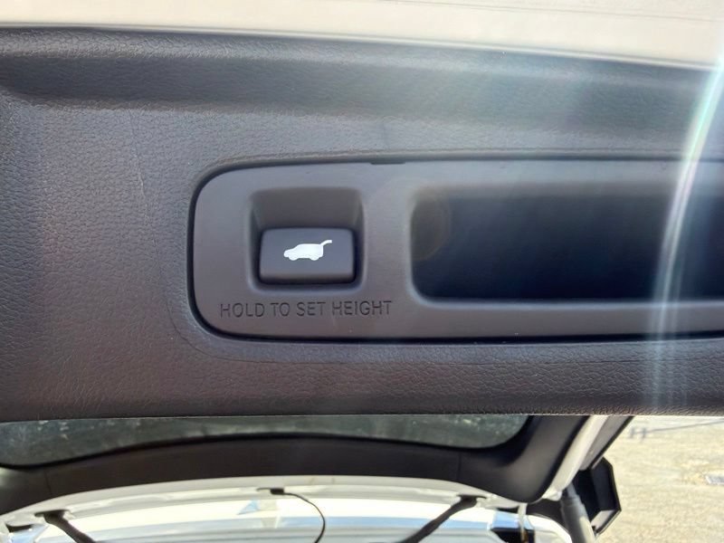 Used 2025 Honda CR-V Sport Touring image 11