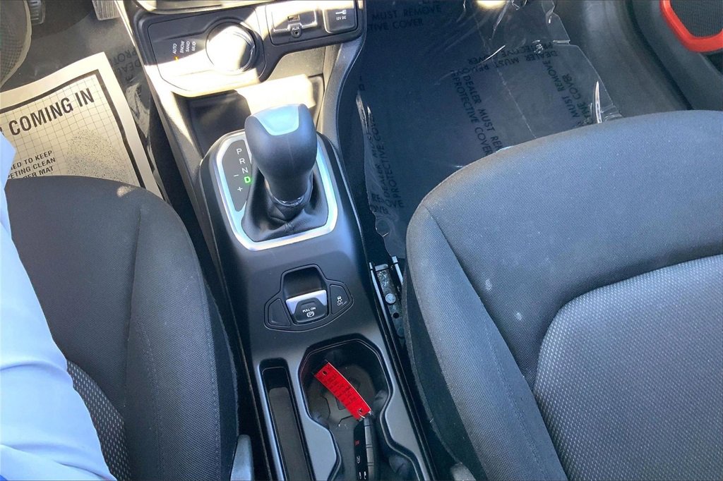 Used 2019 Jeep Renegade Sport image 18