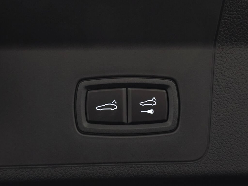 New 2026 Porsche Panamera 4 AWD/4WD image 24
