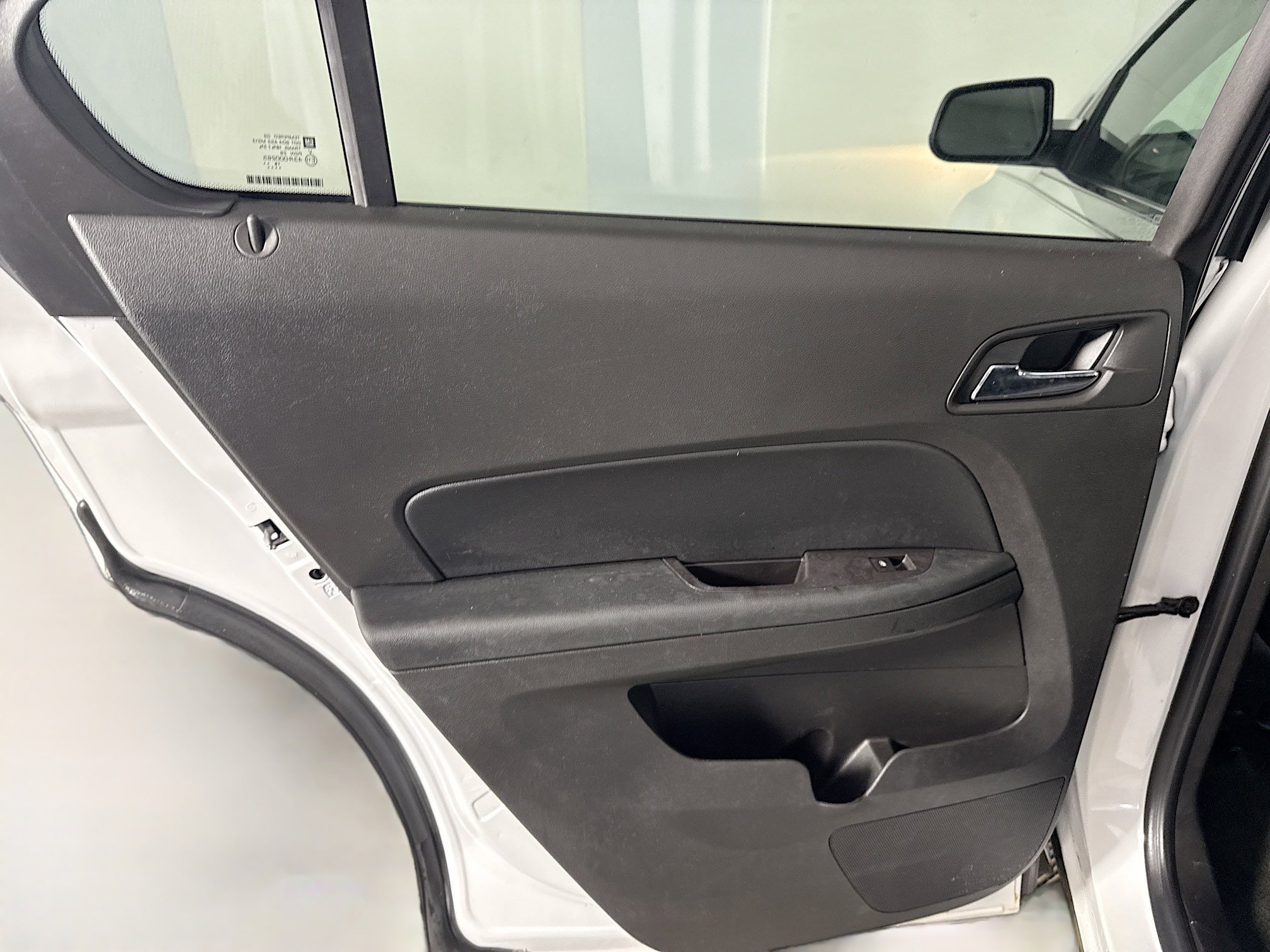 Used 2017 Chevrolet Equinox LT w/ Convenience Package image 25