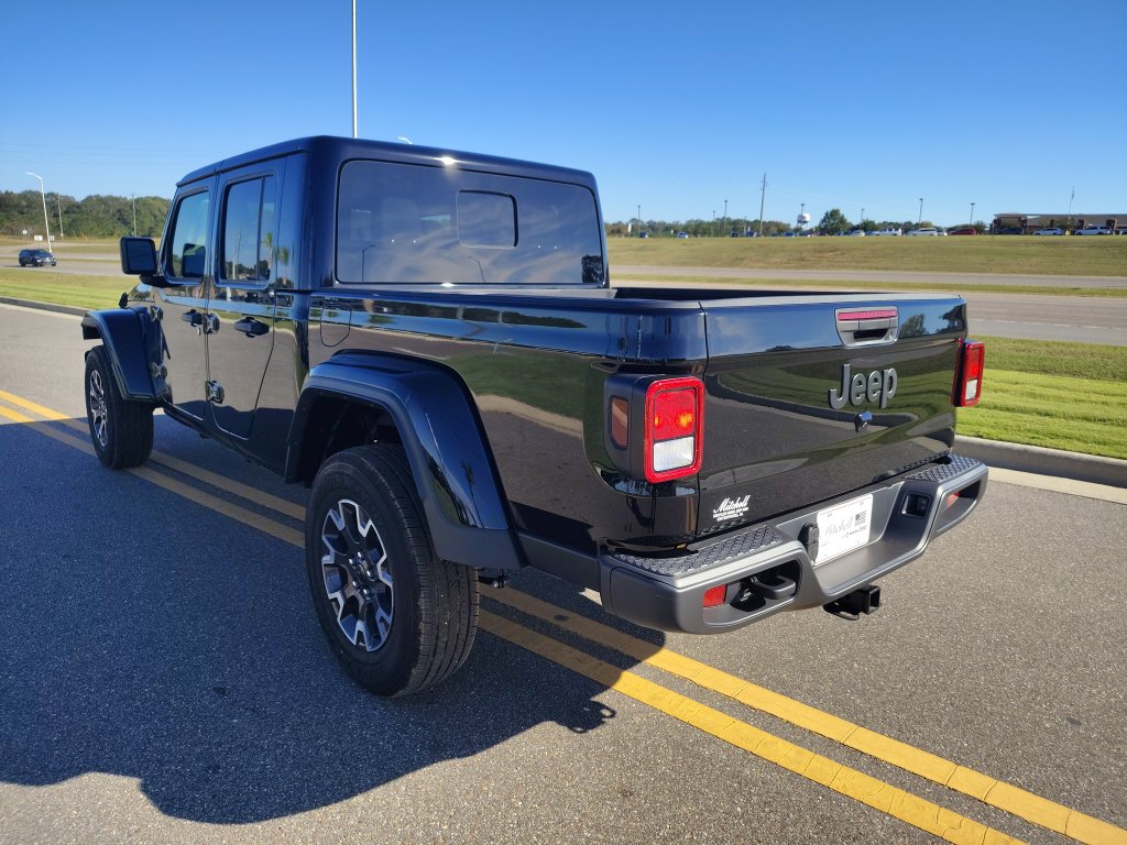 New 2025 Jeep Gladiator Sport w/ Premium Package AWD/4WD image 5