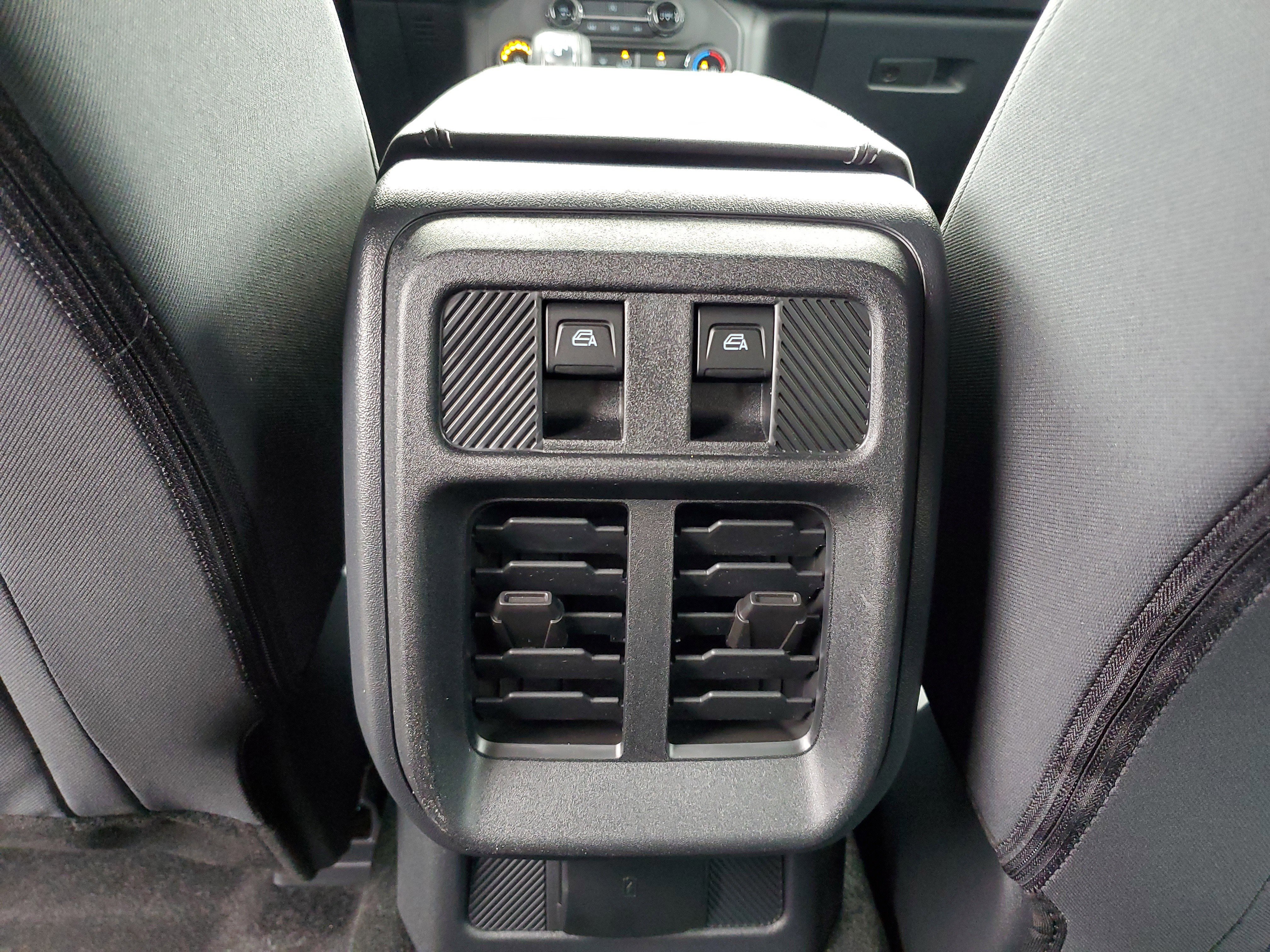 New 2025 Ford Bronco Base image 13