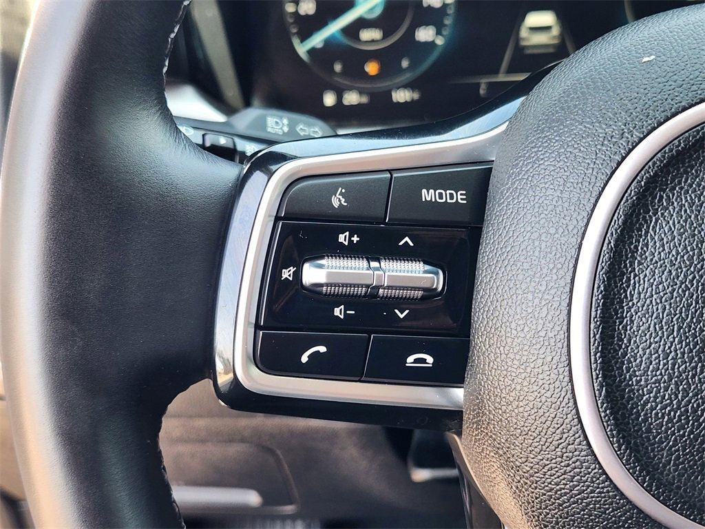 Used 2023 Kia Sorento SX image 31