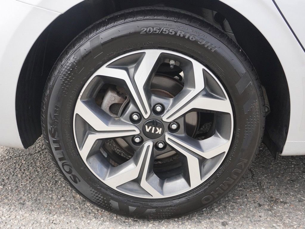 Used 2021 Kia Forte LXS image 16