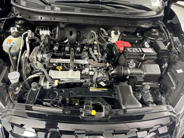 Used 2024 Nissan Kicks SR w/ SR Premium Package image 28