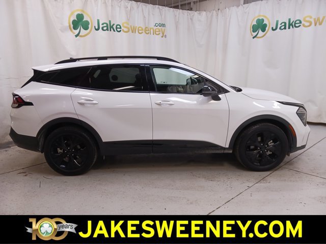 Used 2025 Kia Sportage X-Line w/ Premium Package image 11