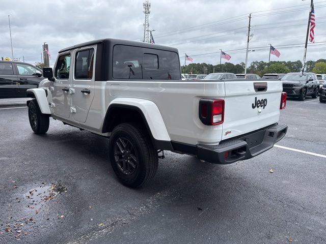 New 2025 Jeep Gladiator Sport image 25