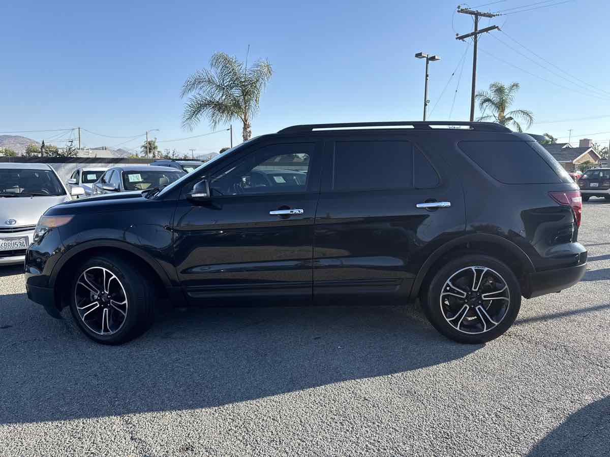 Used 2014 Ford Explorer Sport w/ Equipment Group 401A AWD/4WD image 2