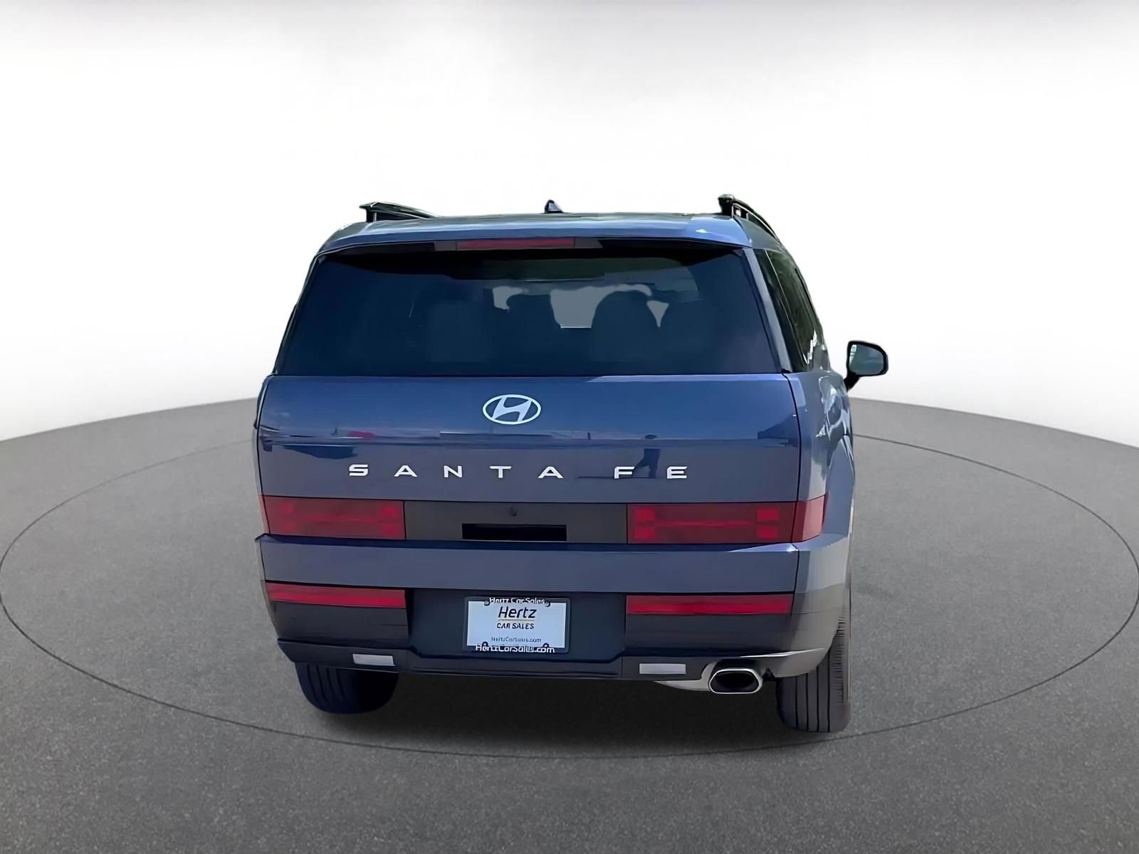 Used 2025 Hyundai Santa Fe SEL FWD image 15
