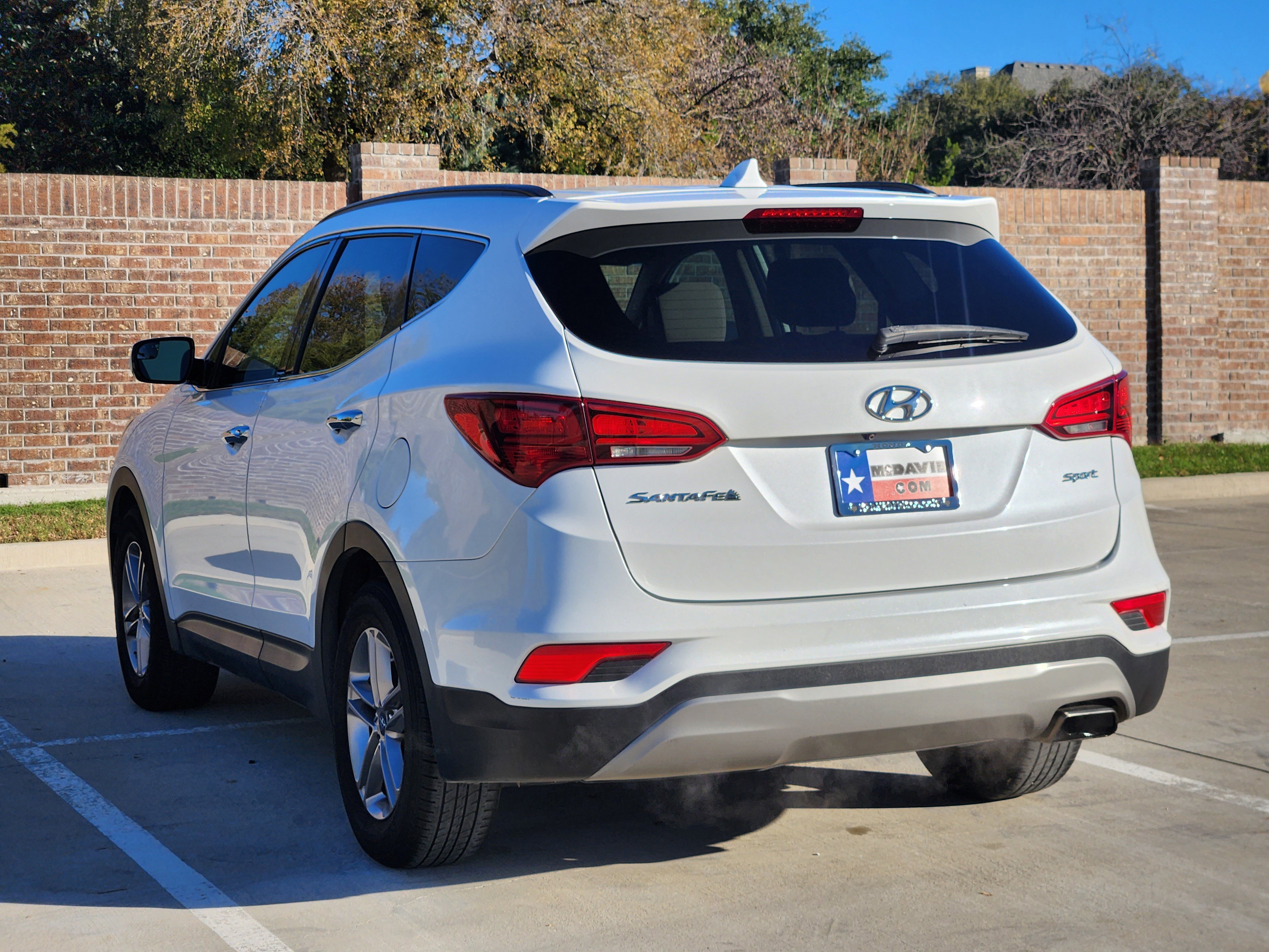Used 2017 Hyundai Santa Fe Sport image 8