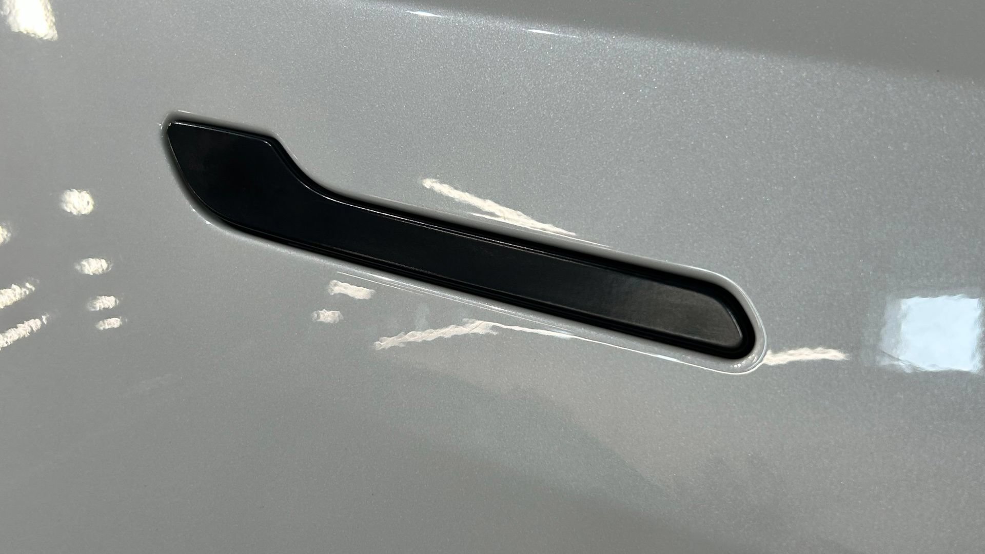 Used 2022 Tesla Model Y Long Range AWD/4WD image 15