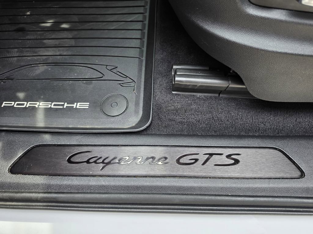 Certified 2021 Porsche Cayenne GTS AWD/4WD image 12