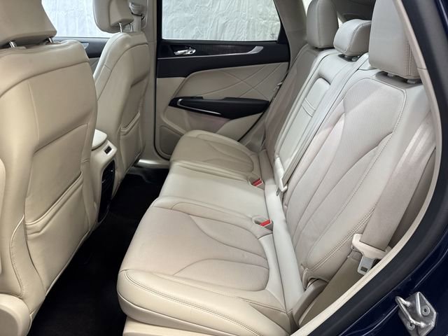 Used 2019 Lincoln MKC Reserve image 13