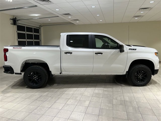 Certified 2025 Chevrolet Silverado 1500 LT Trail Boss w/ LPO, Dark Essentials Package image 6