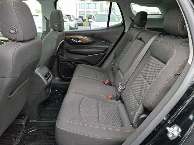 Used 2020 GMC Terrain SLE w/ Driver Convenience Package FWD image 13