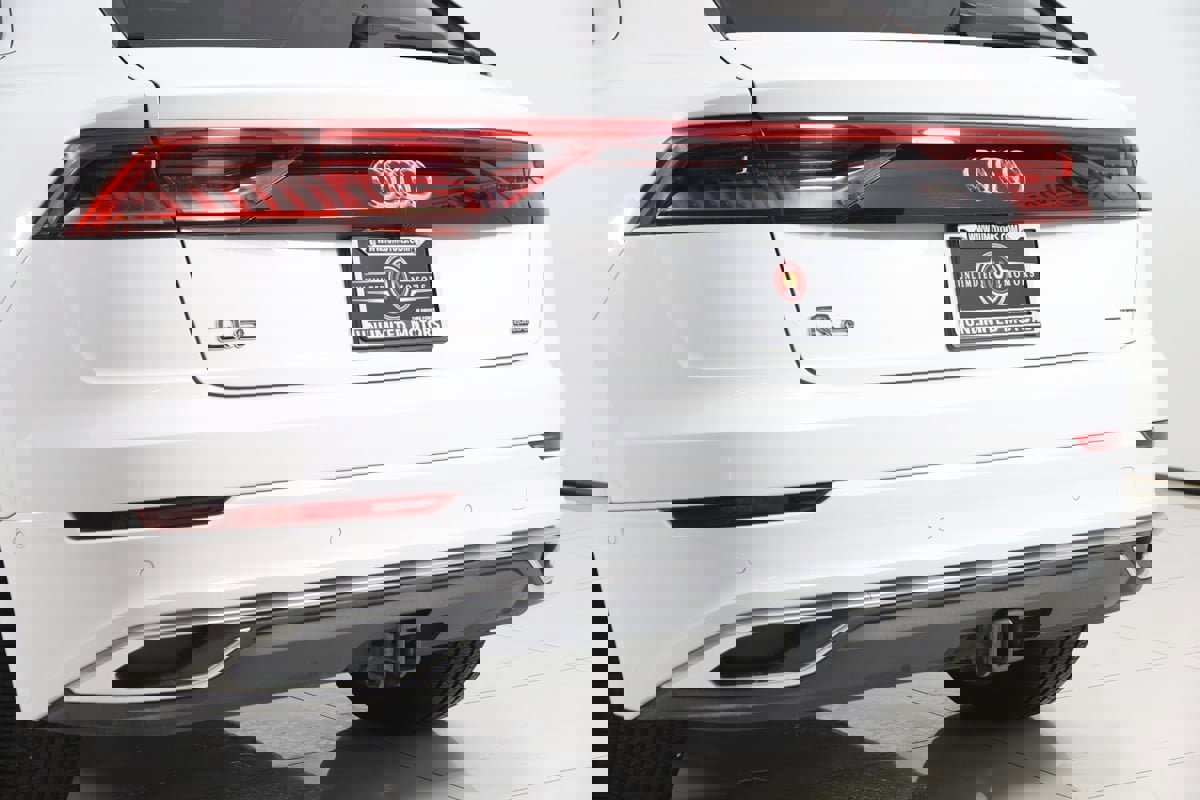 Used 2019 Audi Q8 Prestige image 22