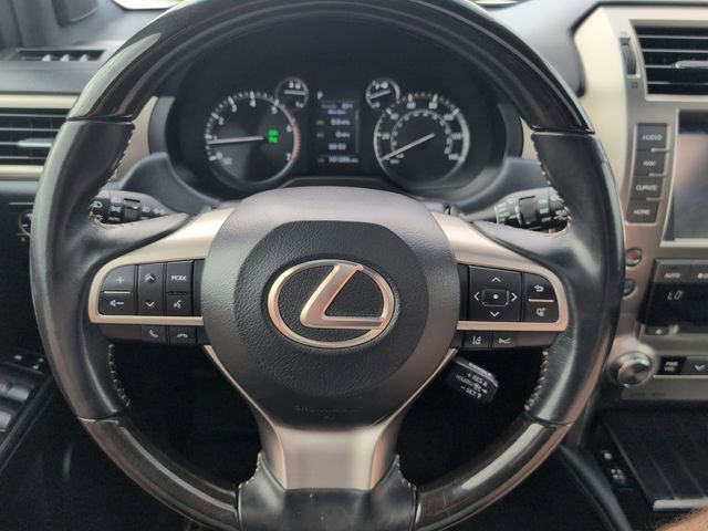 Used 2020 Lexus GX 460 Premium w/ Premium Package image 18