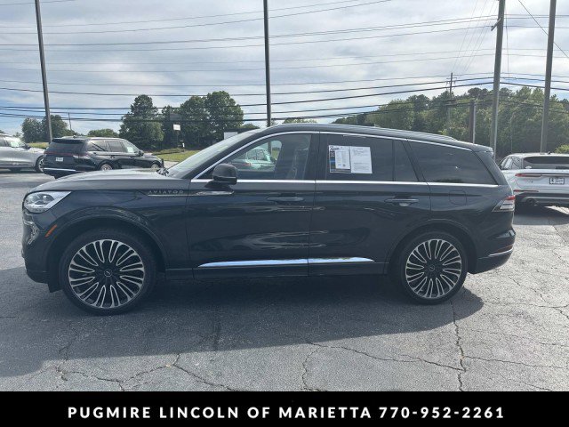 Used 2023 Lincoln Aviator Black Label w/ Class IV Trailer Tow Package AWD/4WD image 4