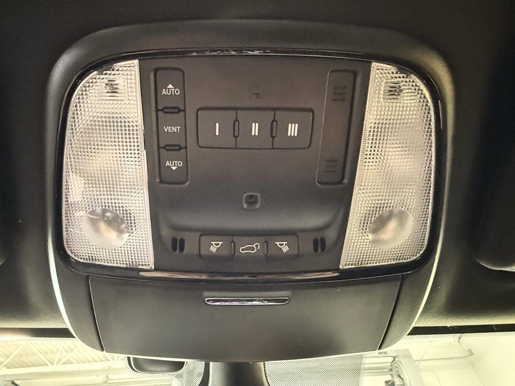 Certified 2022 Dodge Durango GT image 37