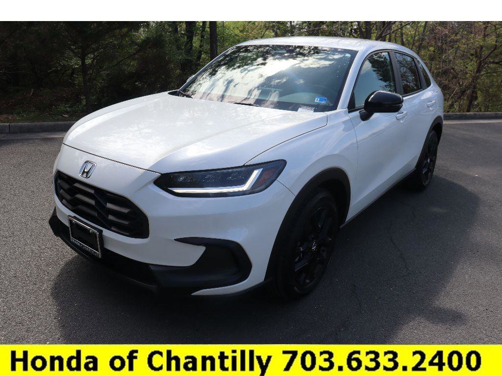 Certified 2025 Honda HR-V Sport image 3