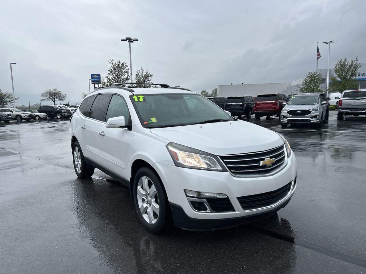 Used 2017 Chevrolet Traverse LT w/ Style and Technology Package
