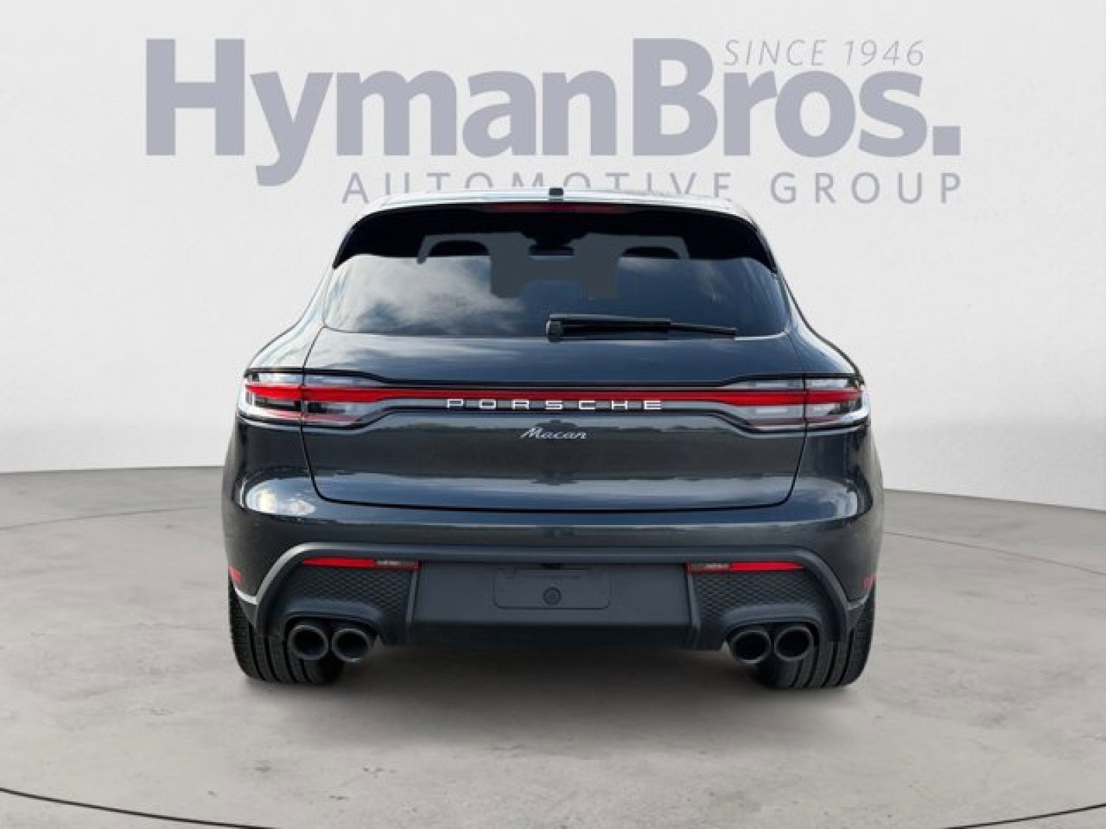 Used 2023 Porsche Macan w/ Premium Package Plus image 4