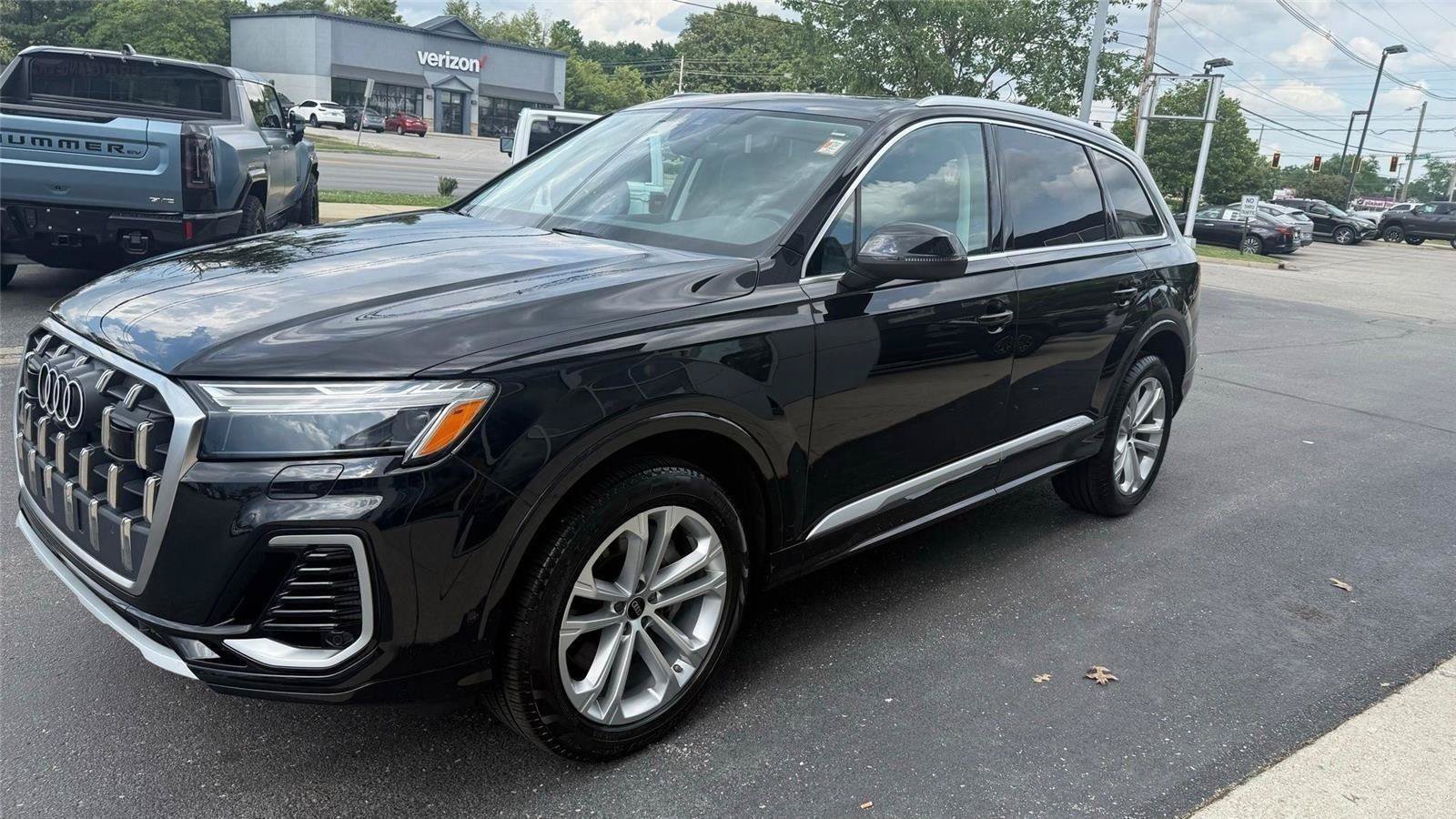 Used 2025 Audi Q7 3.0T Premium Plus AWD/4WD image 7