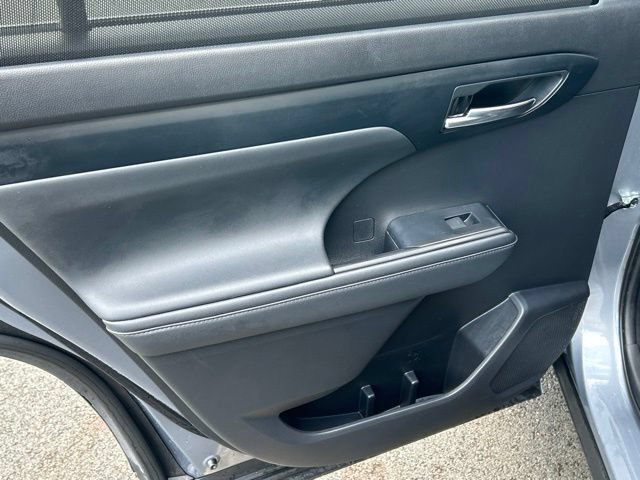 Used 2022 Toyota Highlander XLE AWD/4WD image 47