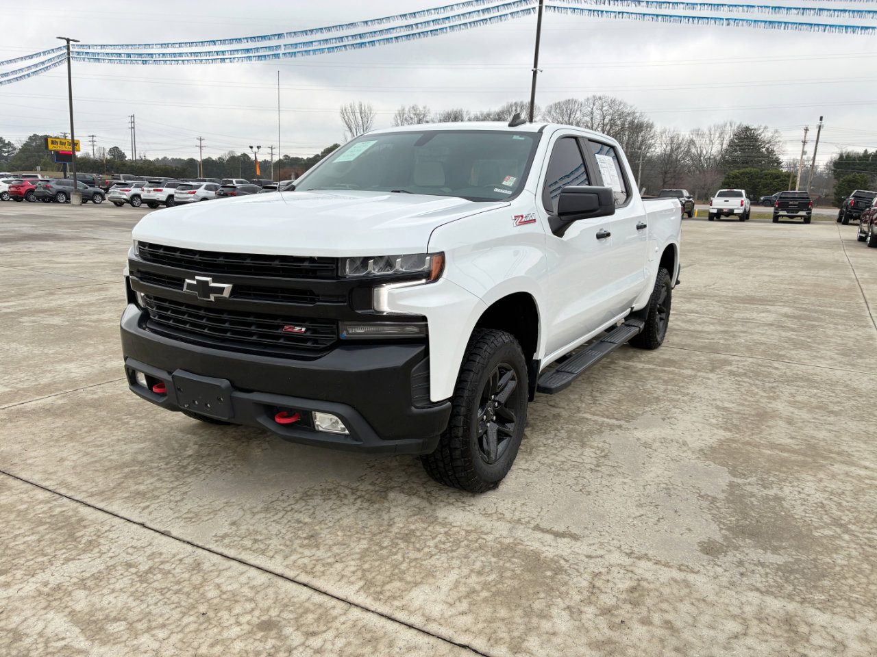 Used 2022 Chevrolet Silverado 1500 LT Trail Boss w/ Convenience Package II image 1