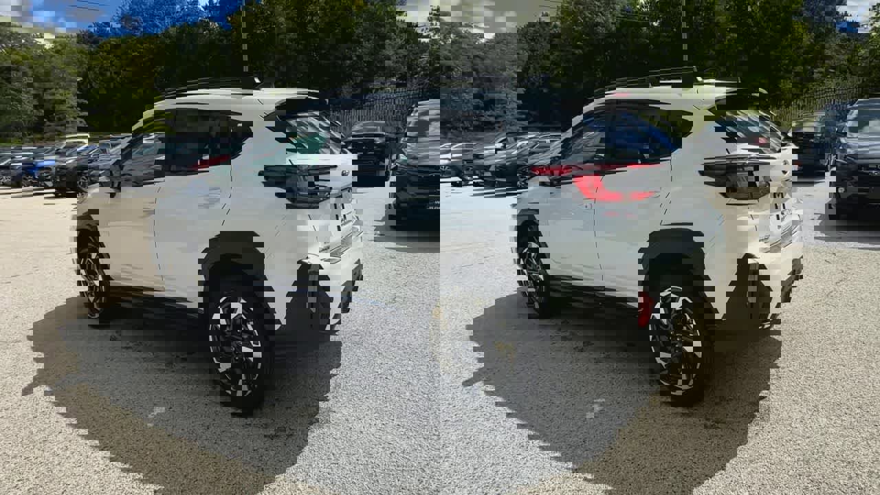 New 2025 Subaru Crosstrek 2.5i Limited image 6