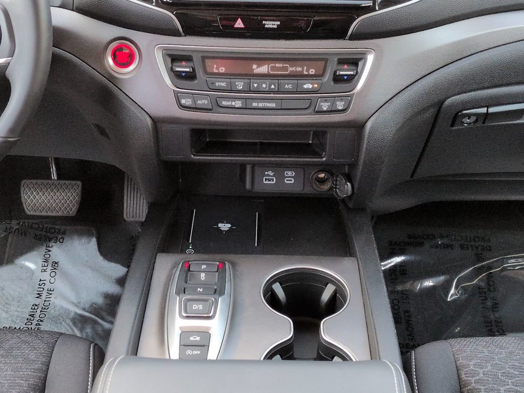 Used 2025 Honda Ridgeline Sport image 19
