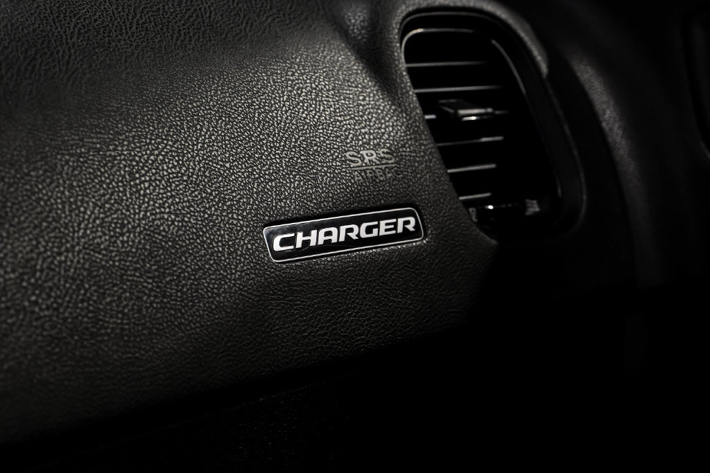 Used 2020 Dodge Charger SXT RWD image 27