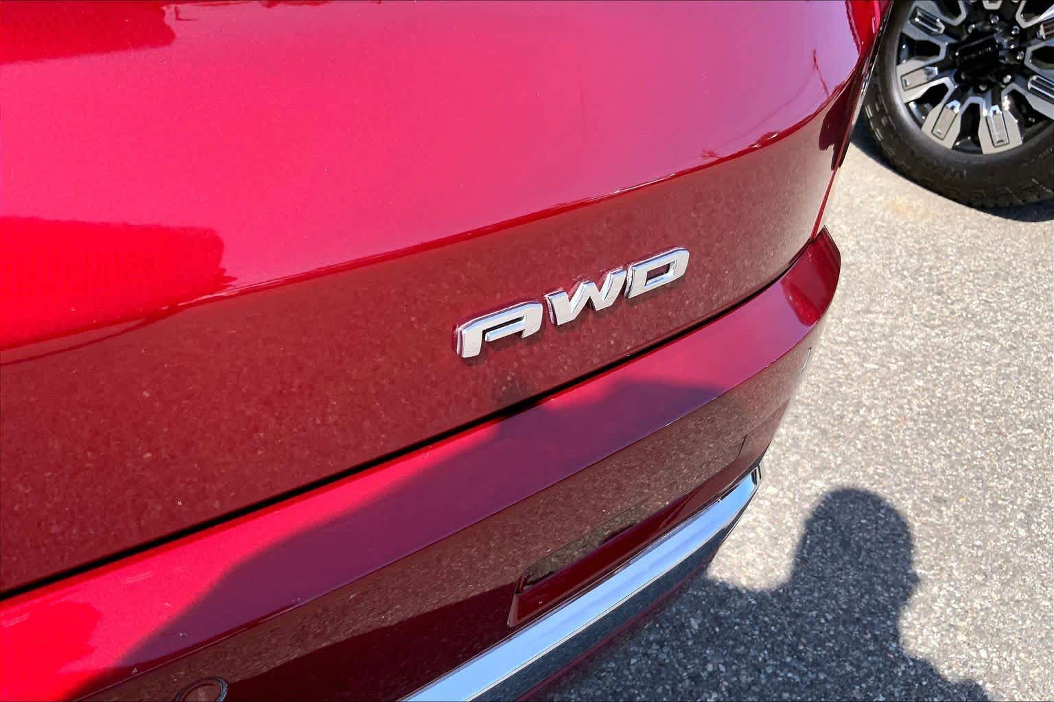 Used 2020 GMC Acadia Denali AWD/4WD image 32