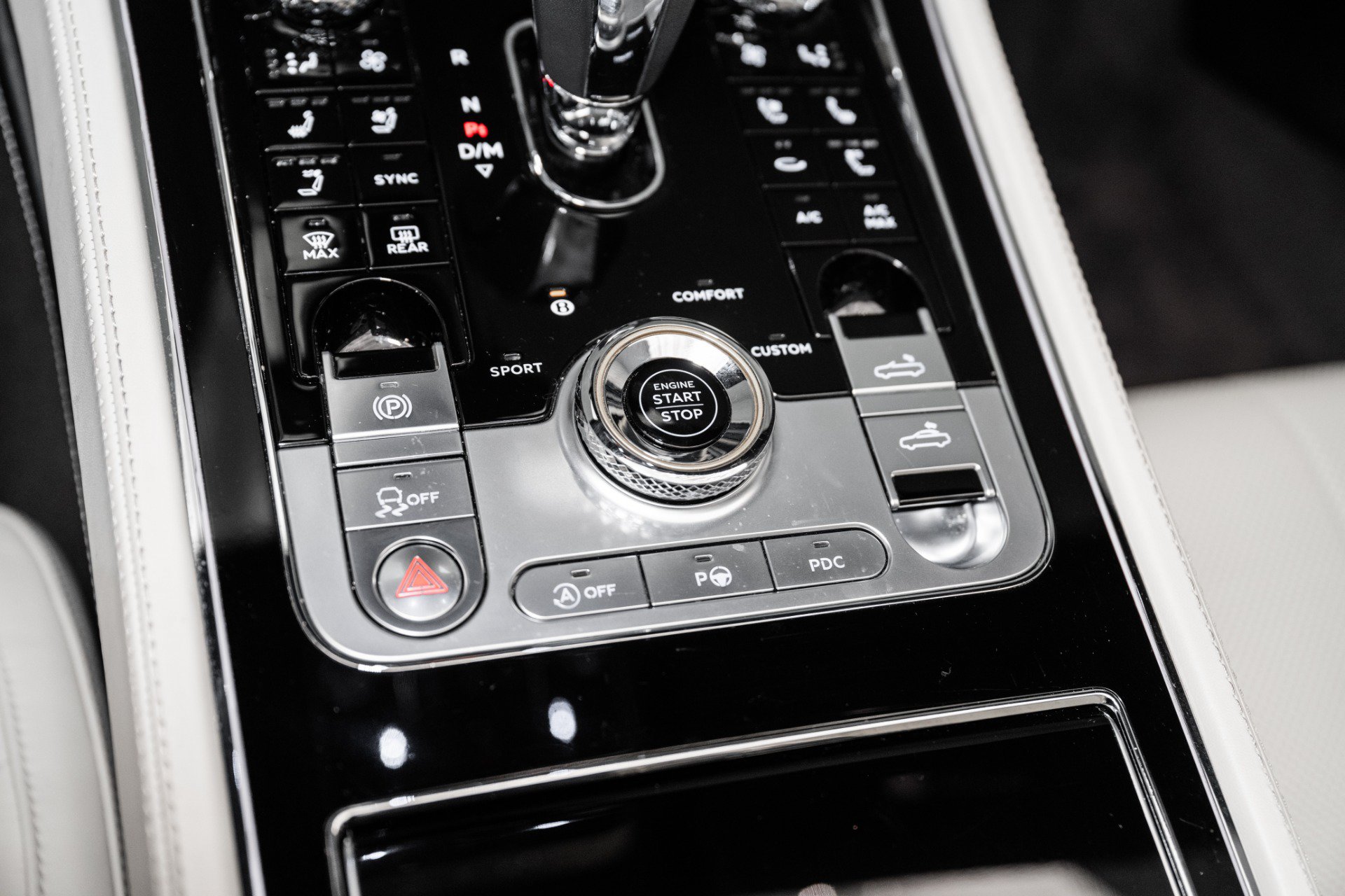 Certified 2020 Bentley Continental GT V8 AWD/4WD image 39
