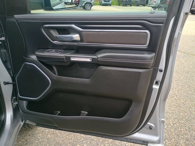 Used 2023 RAM 1500 Laramie AWD/4WD image 12