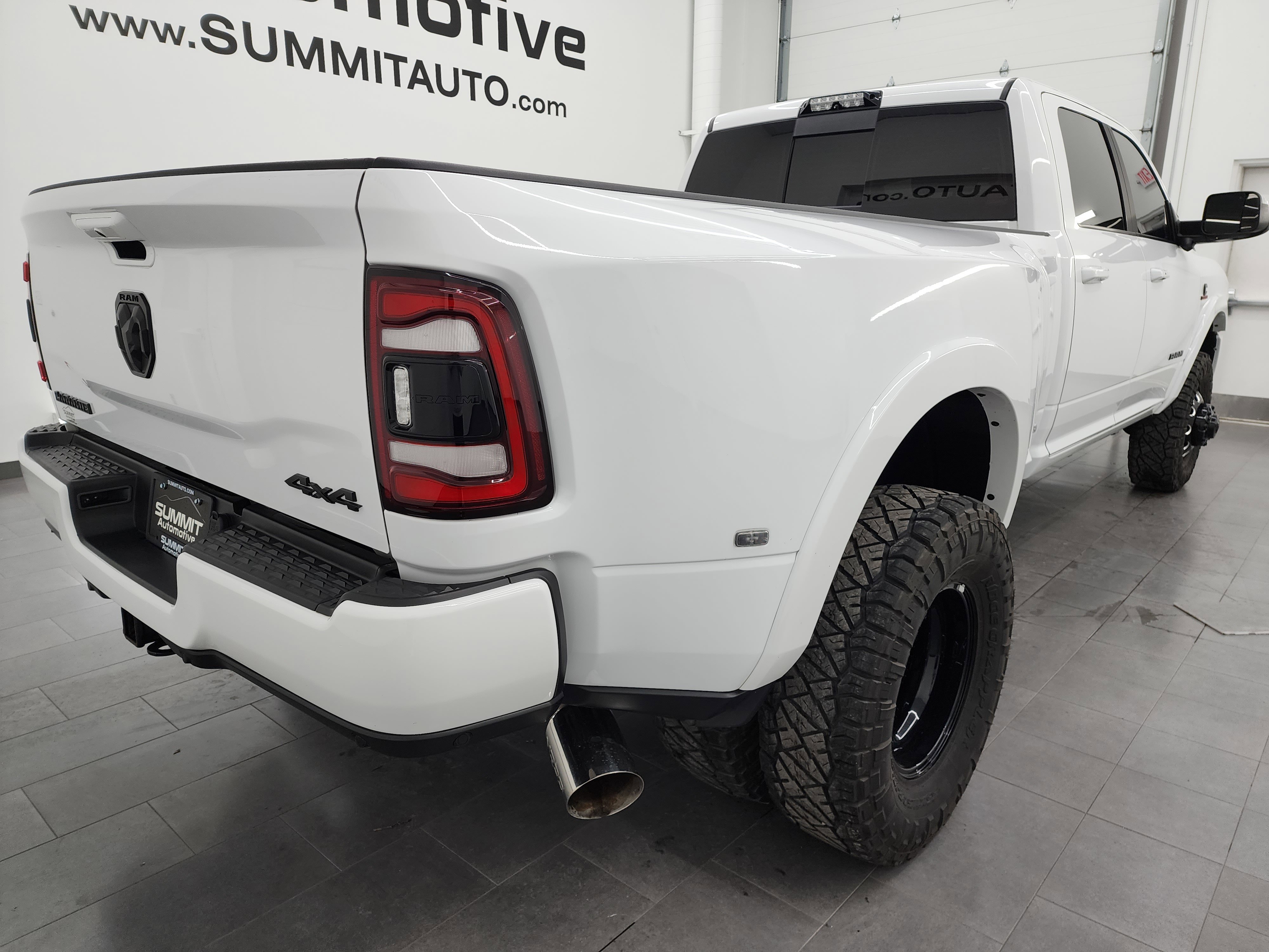Used 2021 RAM 3500 Laramie w/ Night Edition image 4