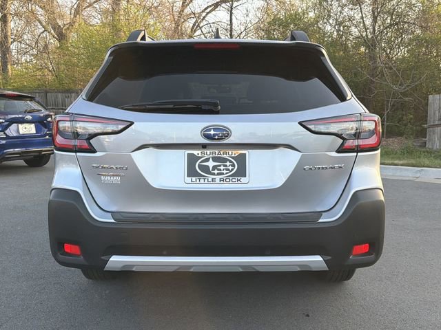 Used 2025 Subaru Outback Limited image 4
