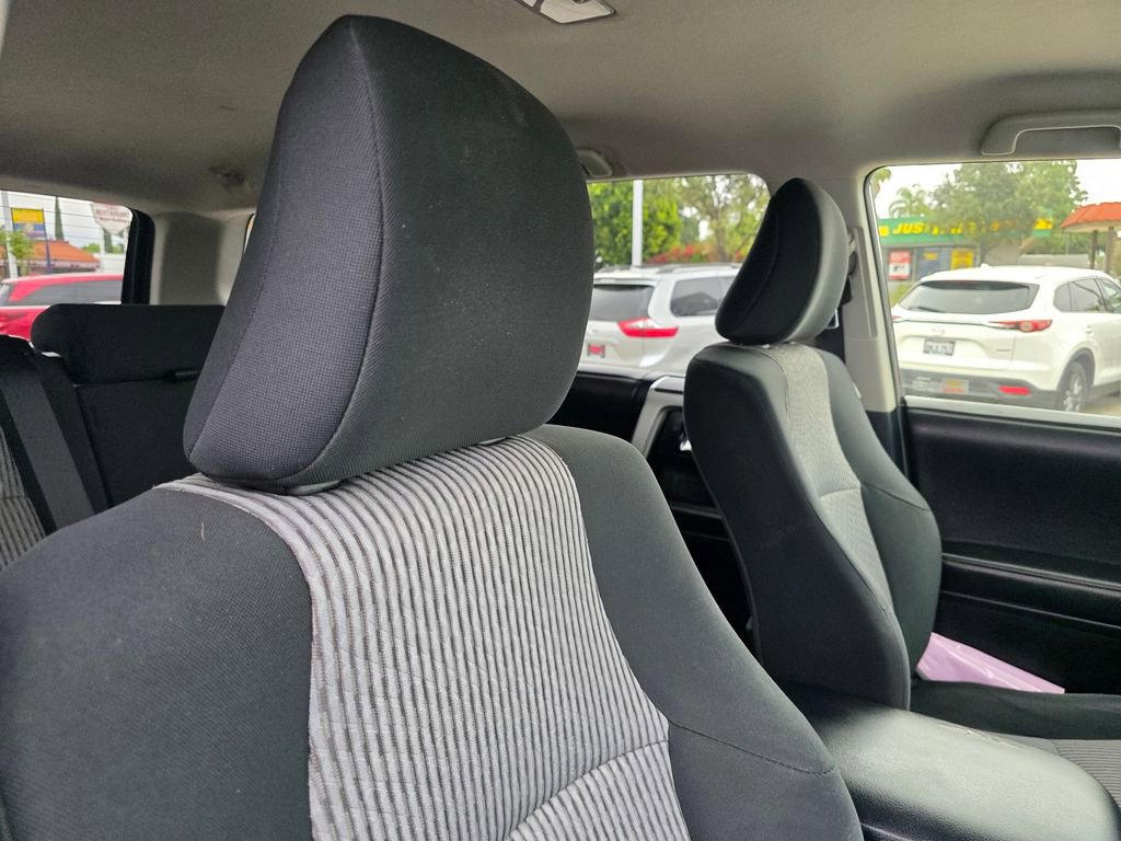 Used 2016 Toyota 4Runner SR5 w/ Convenience Package image 20