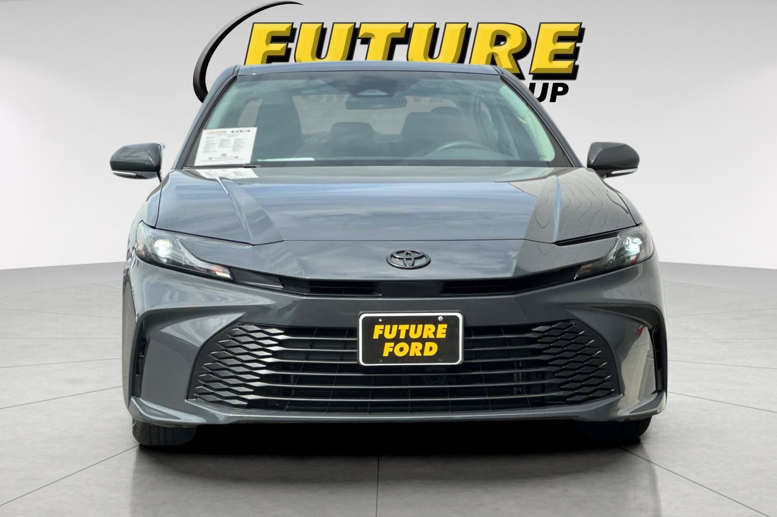 Used 2026 Toyota Camry LE FWD image 9