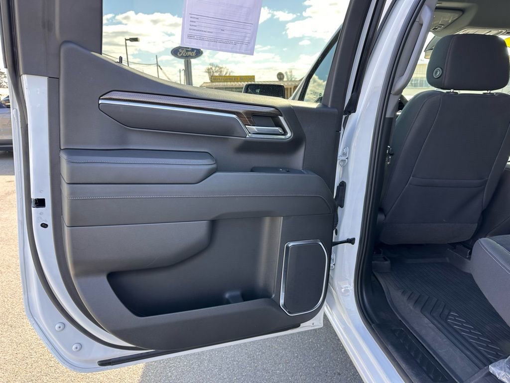 Used 2023 Chevrolet Silverado 1500 LT Trail Boss image 22