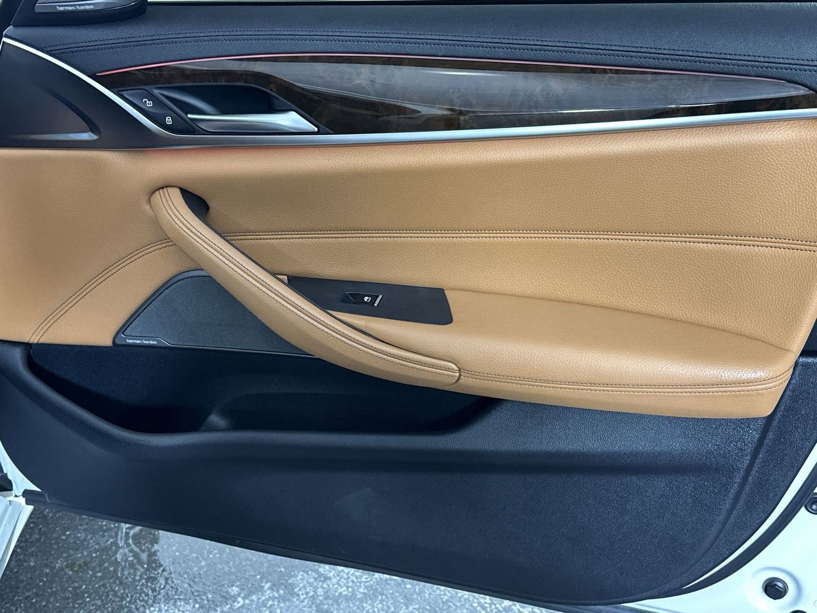 Used 2018 BMW 540i image 35