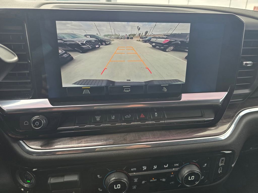 Used 2024 Chevrolet Silverado 2500 LTZ image 21