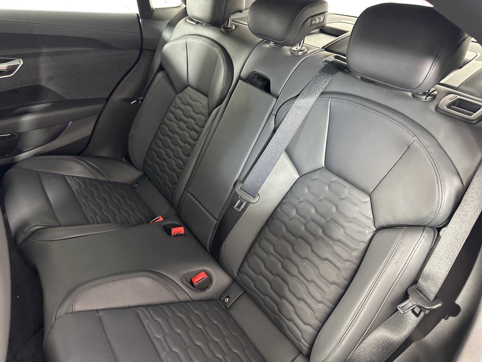 New 2026 Audi S e-tron GT Premium Plus image 12