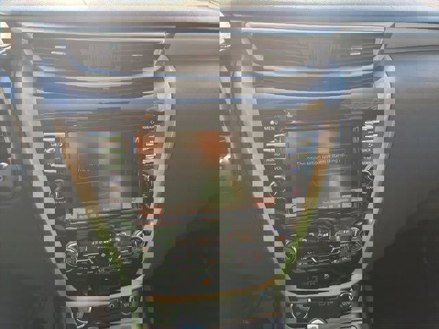 Used 2020 Nissan Murano SL w/ Moonroof Package image 15