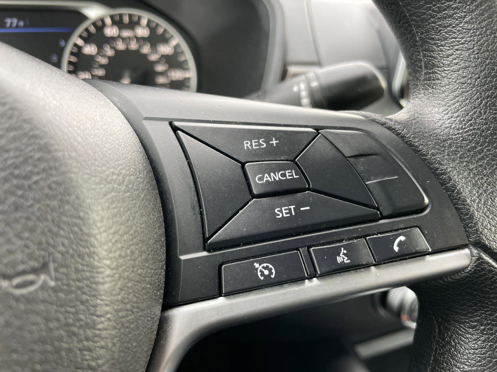 Used 2024 Nissan Altima 2.5 SV FWD image 16