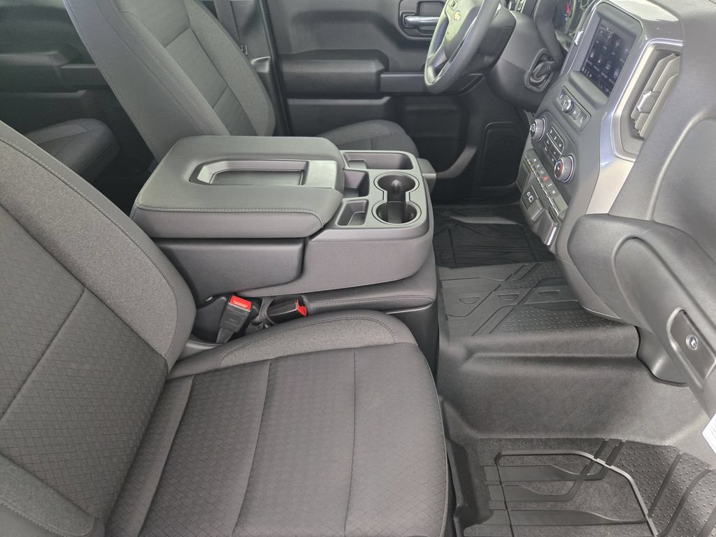 New 2026 Chevrolet Silverado 1500 Custom RWD image 16