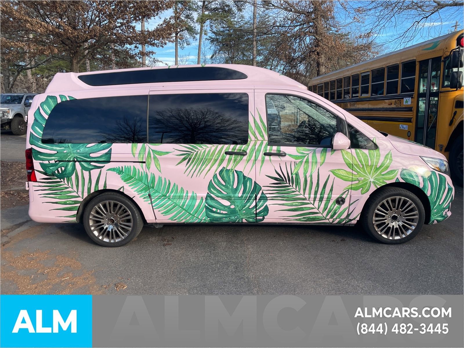 Used 2018 Mercedes-Benz Metris Passenger image 7