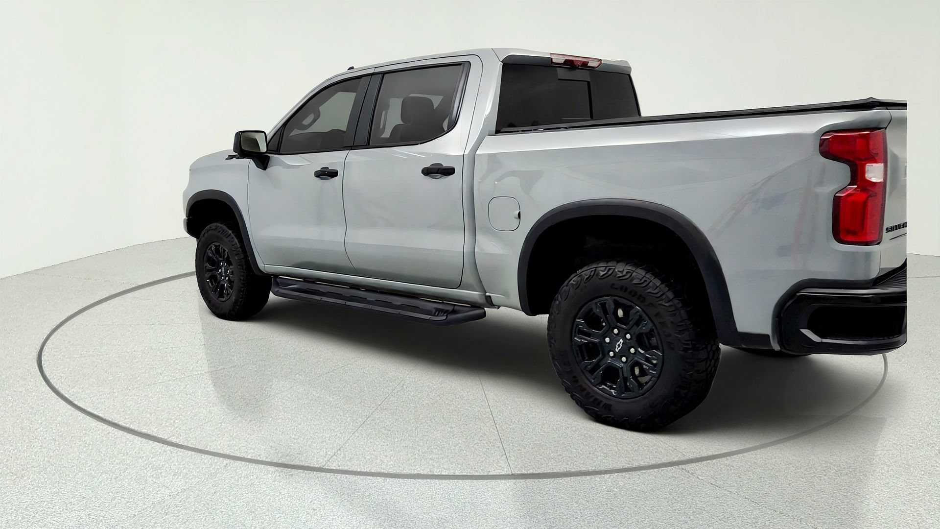 Certified 2025 Chevrolet Silverado 1500 ZR2 w/ Technology Package AWD/4WD image 3