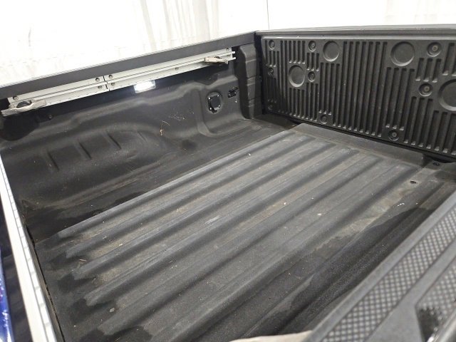 Used 2022 Nissan Frontier SV image 11